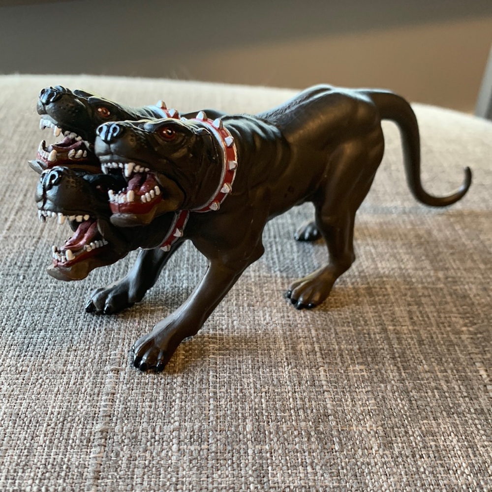PAPO 38912 Cerberus figure